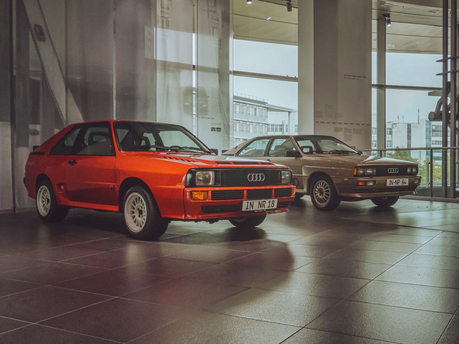 Karşıyaka Showroom